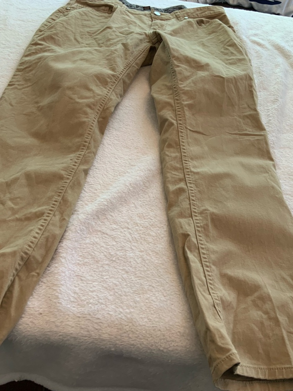 Michael Kors Men's Tan Chino Pants Casual Straight Cut size 32x32.  SKU 3014